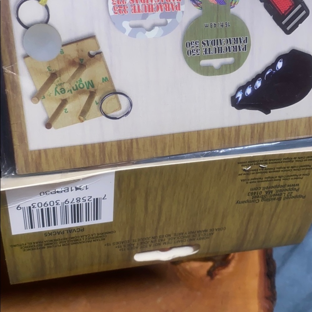 💚 3 for $15 💚 - Parachute Cord Action Pack Kit NWT - Picture 11 of 12